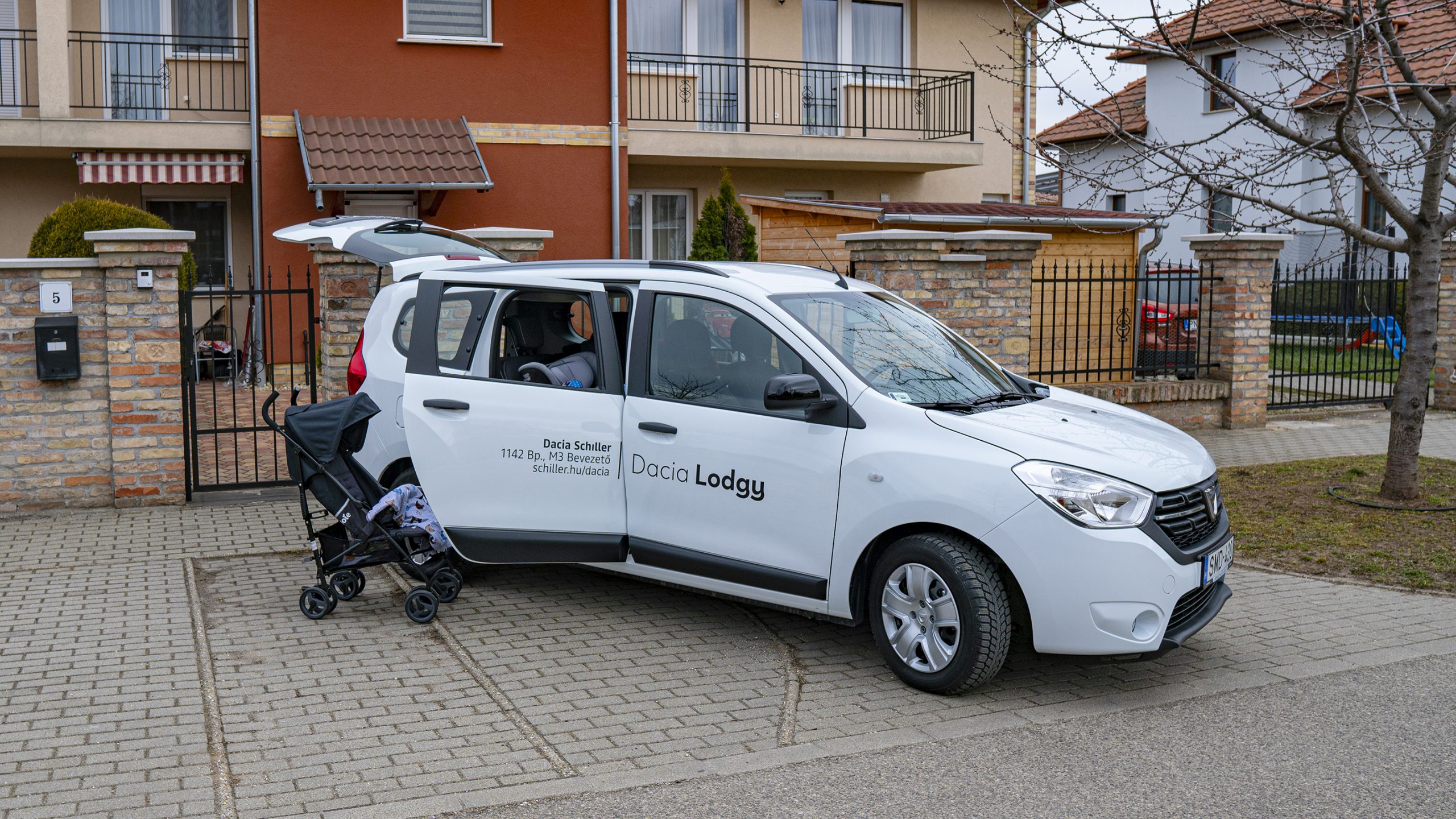 A Dacia Lodgy ár-érték arányban verhetetlen, és nincs helyszűkében sem
