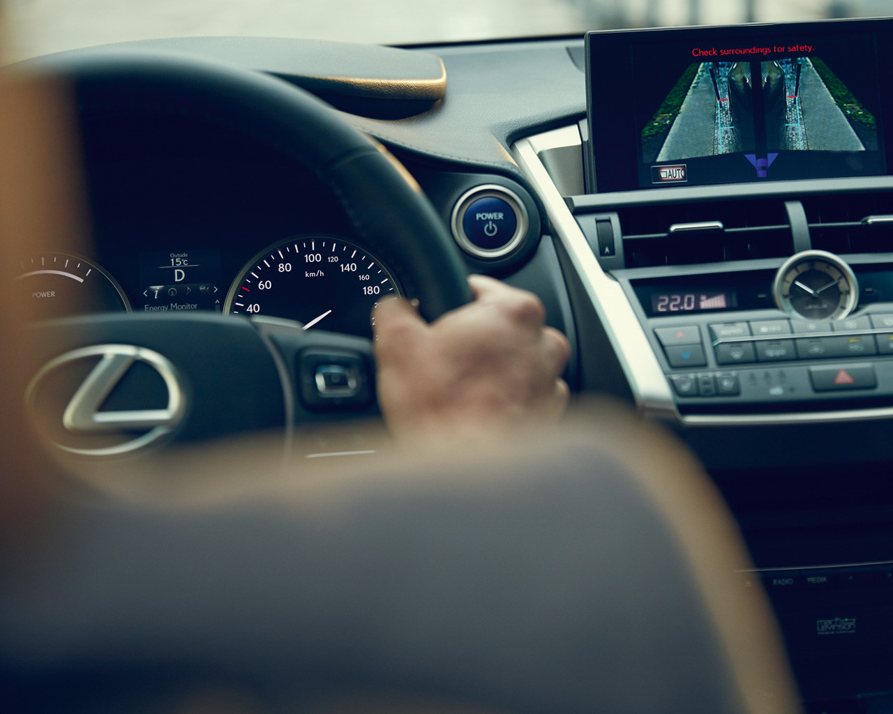 önvezető autórendszer fejlesztése a Toyota által