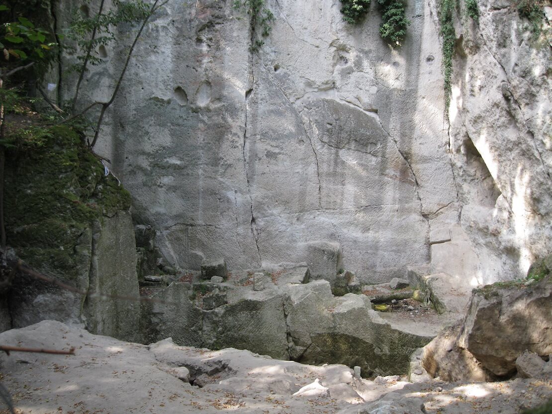 Holdvilág-árok (Forrás: Wikipédia)