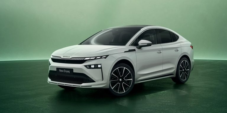 Az új Skoda ENYAQ Coupé kívülről.