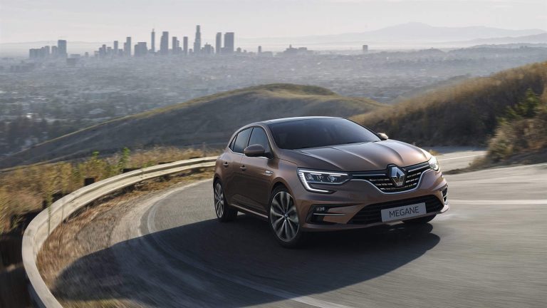 A középkategóriás autók az egyik legnépszerűbb szegmenst jelentik hazánkban.