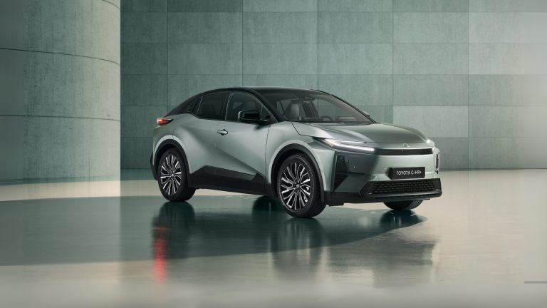 Toyota C-HR+