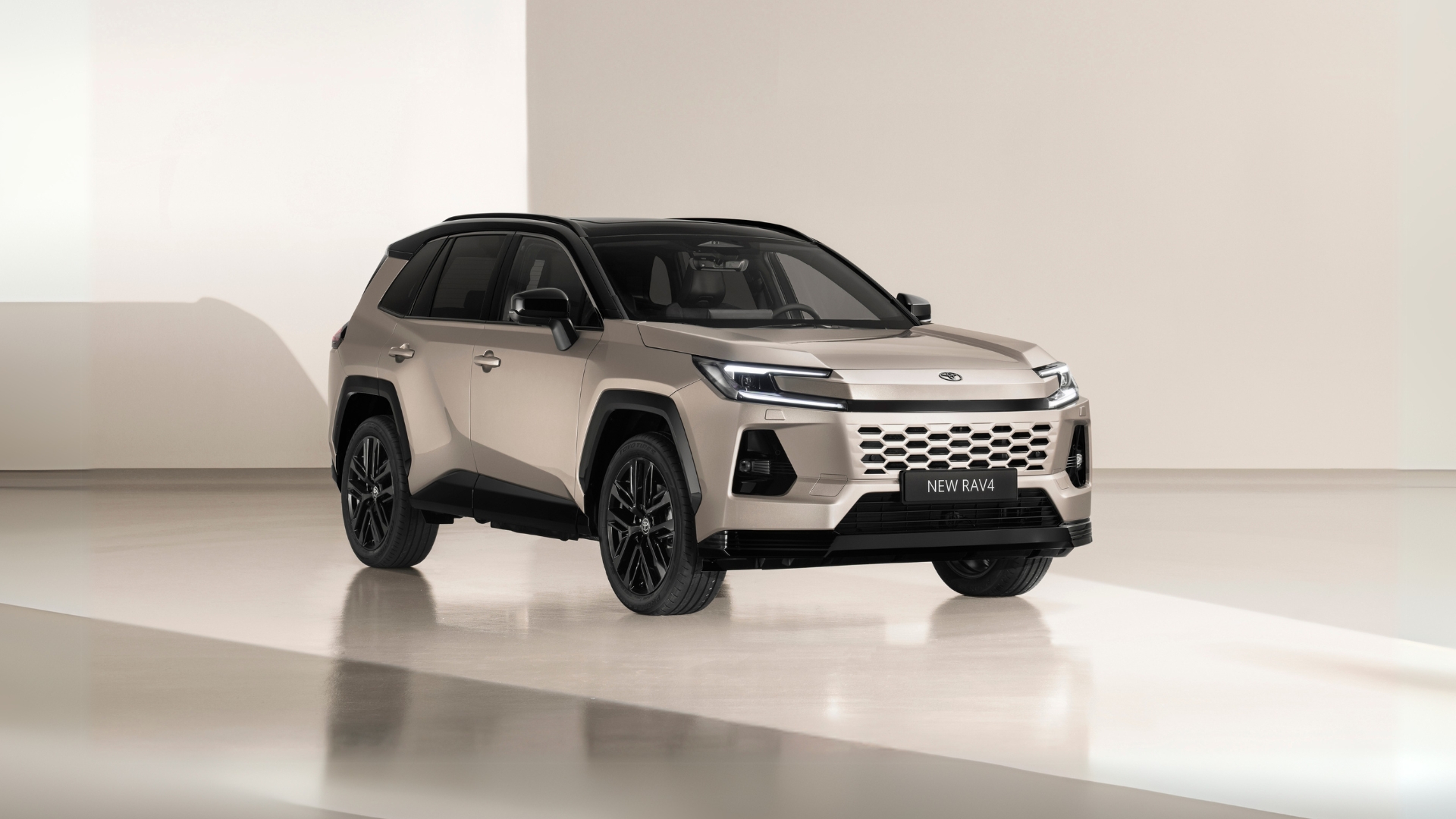 A vadonatúj Toyota RAV4