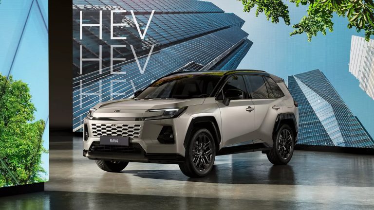 Az új Toyota RAV4 külseje.